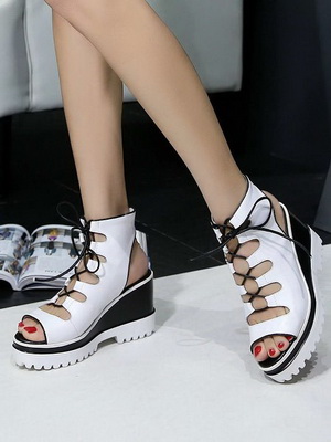 CHANEL Sandals Women--012